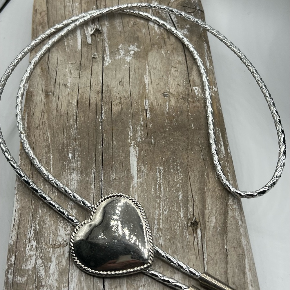 Silver Tone Heart Bolo Tie